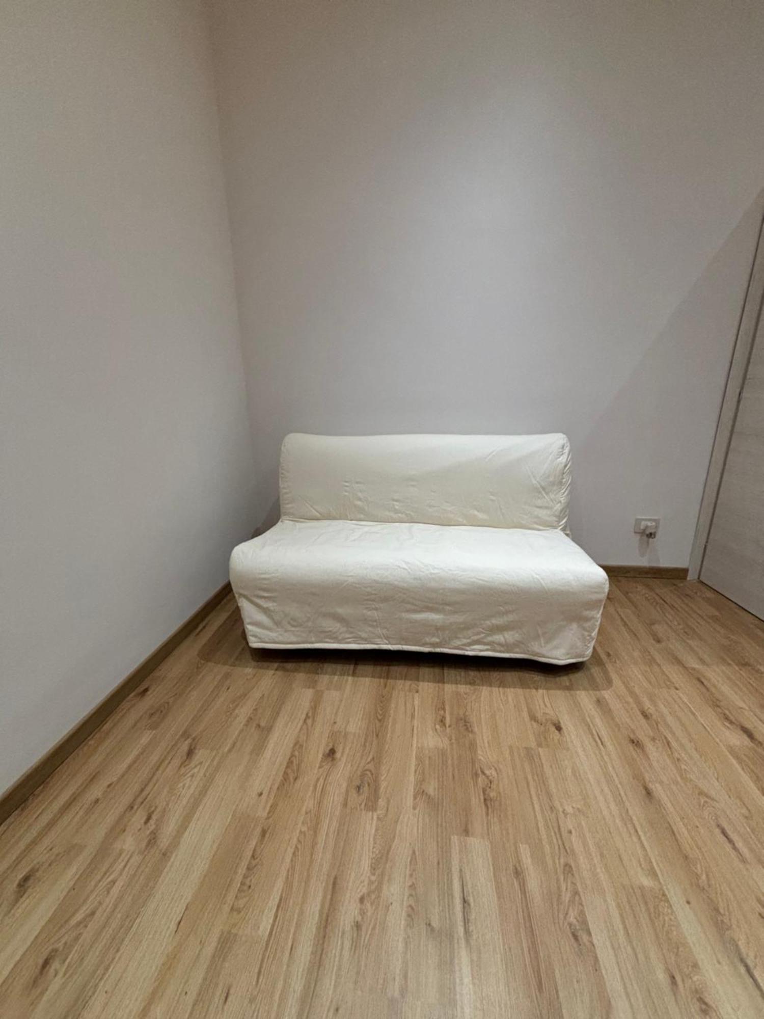 Le Rose Di Lu' Apartment คาตาเนีย ภายนอก รูปภาพ